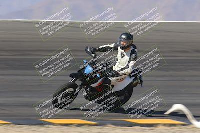 media/Nov-06-2023-Moto Forza (Mon) [[ce023d0744]]/4-Beginner Group/Session 2 (Bowl Tight Speed)/